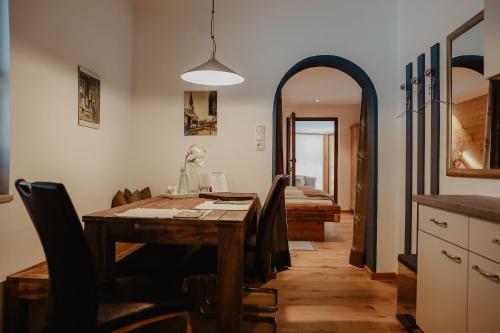 廚房, 蘭德豪斯阿彭格魯斯酒店 (Landhaus Alpengruss) in 科森