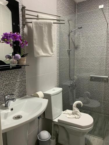 Superior Apartment image 7