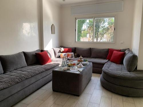 Superior Apartment image 9