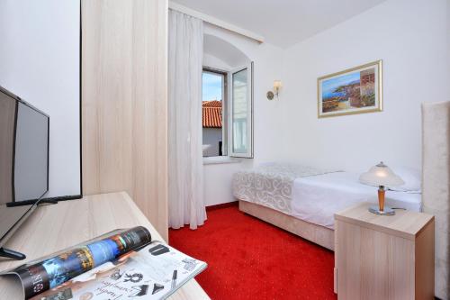 Hotel Adriana - main image