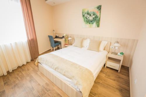 Hotel Mar Garni - image 13