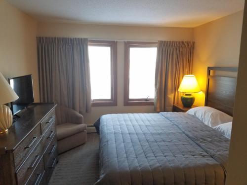Ski In/Out Trailside Townhome in Killington, USA