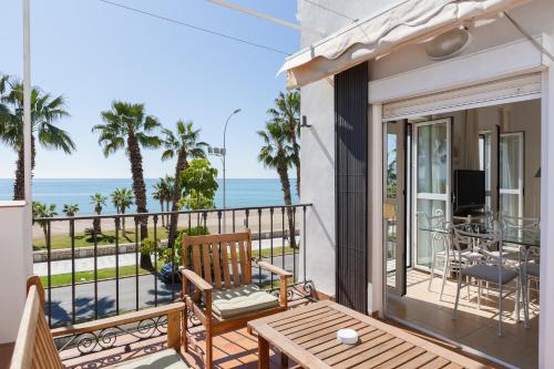 Apartamento con encanto en primera linea de playa, Málaga