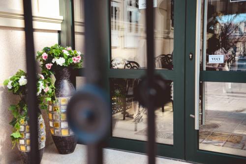 Boutique Macchiato House - image 2