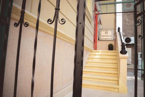 Boutique Macchiato House - image 3
