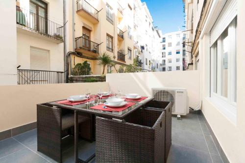  The Rentals Collection | Rosso in San Sebastián