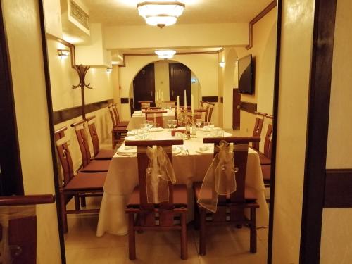 Étterem, Adrys Boutique Villa in Faleza Nord