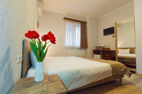 Hotel Tabi, Тбилиси (фото 9)