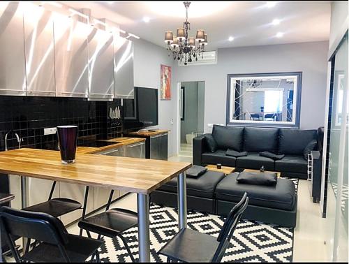 Luxury 3 Bedroom Apartment (Arcadia) - main image