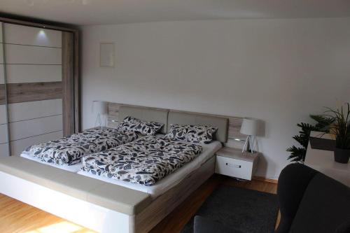 Apartment image 6