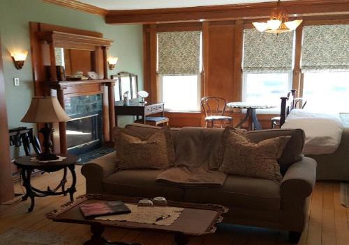 Diplomat Bed & Breakfast Sturgeon Bay (WI)