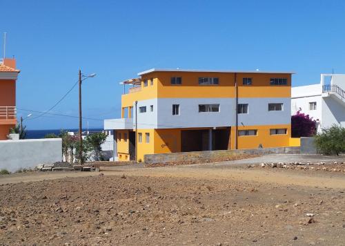 Casa Patio in Vila Da Ribeira Brava