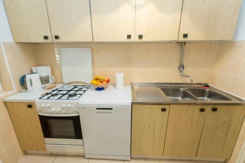 Apartment Linda - image 12