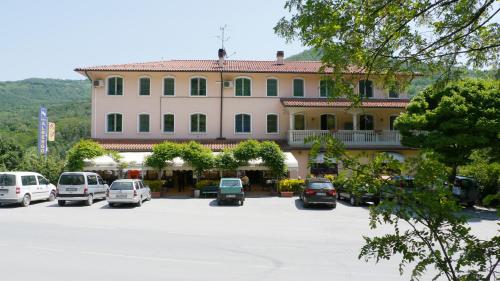  Albergo Ristorante Sterlina, Unterkunft in Grizzana