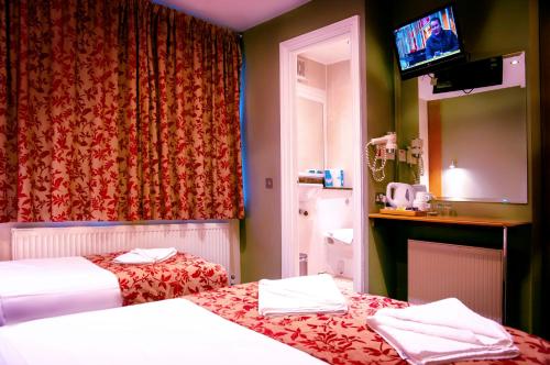 Westbury Hotel – London