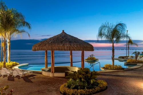 Torre Oceanica en Salinas - Ecuador in Salinas