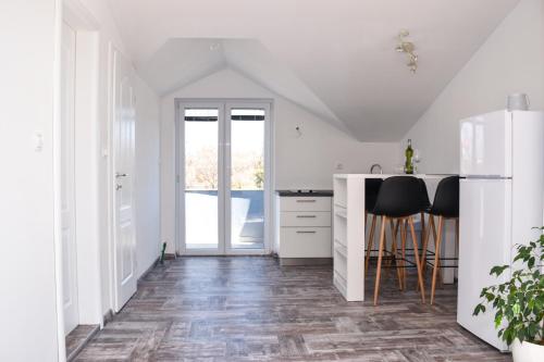 Konyha, Apartmani Niko in Kukljica