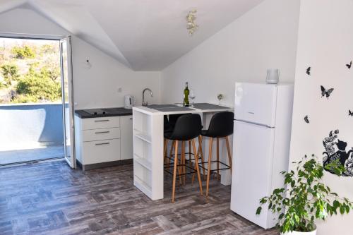 Konyha, Apartmani Niko in Kukljica