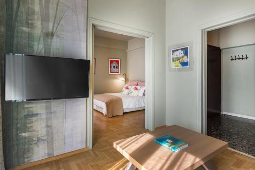 Acropolis Elegant Suite - image 10