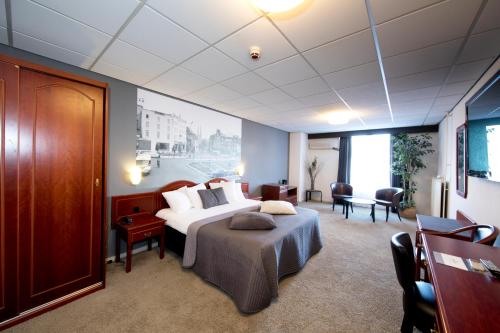 hotel photo