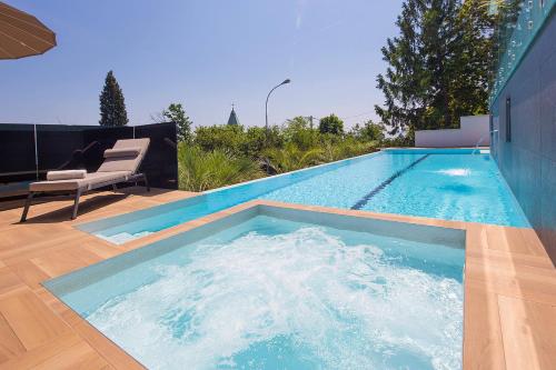 Opatija Deluxe Apartment with swimming pool