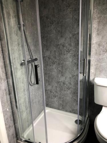 City Centre Townhouse-3 Bedrooms & Parking - BHR Apartments - image 10