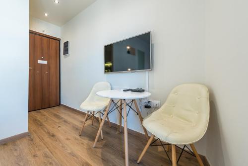 Stunning Acropolis view at City Center - image 4