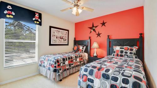 Minnies Emerald - 4 bed home close to Disney in Kissimmee, USA