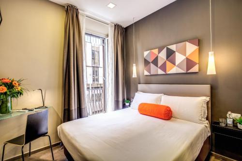 Deluxe Double or Twin Room image 1