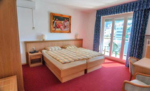 Hotel Dischma - FREE BUS AND TRAIN TICKET in Lugano, Schweiz