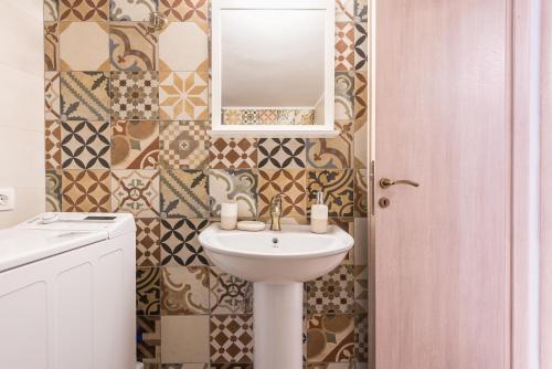Zenios Hercules - Stylish apartment near Acropolis, Atény (fotografie 5)
