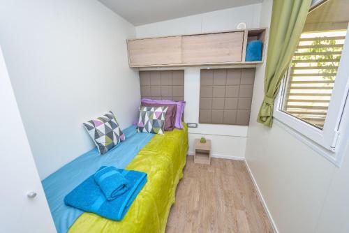 Superior Three-Bedroom Mobile Home with Terrace