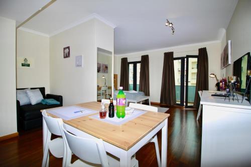  Tr3s Qu4rtos Carmo by AnaLodges in Funchal