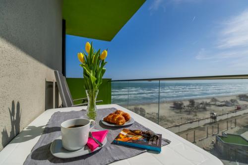 Mamaia Vice SeaView 2 bedroom Spa n Pool Beach resort