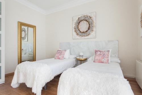 Art House Fira Apartments - image 7