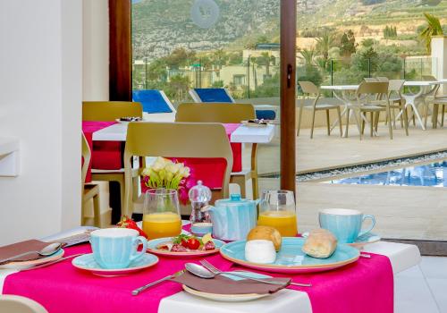 Viewpoint Boutique Living - image 14