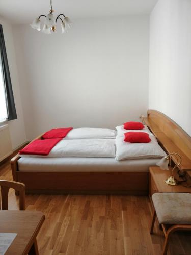 Pension Geschriebenstein in บาเดน