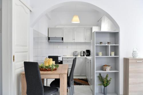  Two bedroom House - Paroikia Central in Parikia