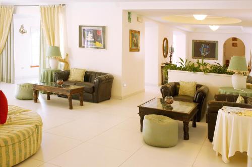 Hotel La Scogliera - main image