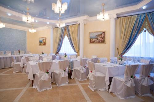 Business Hotel - image 3