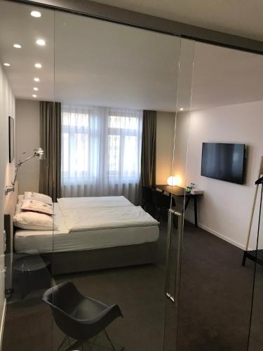 Comfort Business Double or Twin Room with Street View