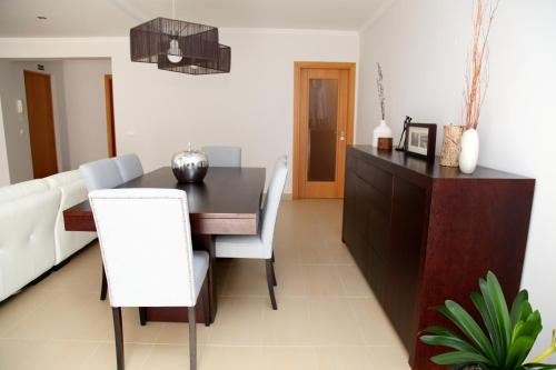 מתקני המלון, 20 da Vila - Apartment with Terrace in פראייה דה רוצ'ה