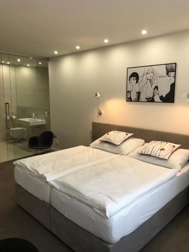 Comfort Business Double or Twin Room with Street View