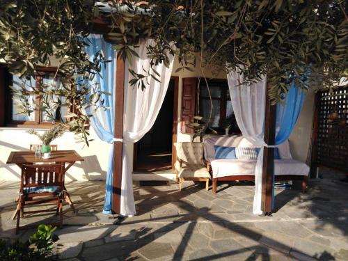 Thalatta Beyond Guesthouse Agios Ioannis
