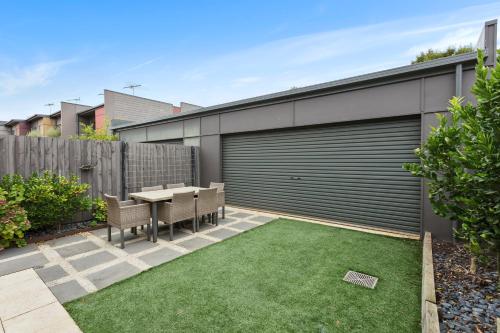 4 Sands Terrace
