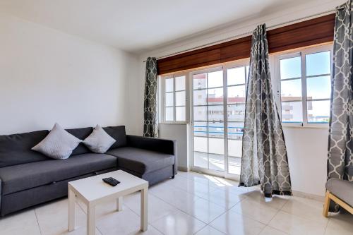 Rei - Quarteira - 3 min to the beach