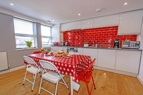 London Deluxe Apartments, Tooting, London