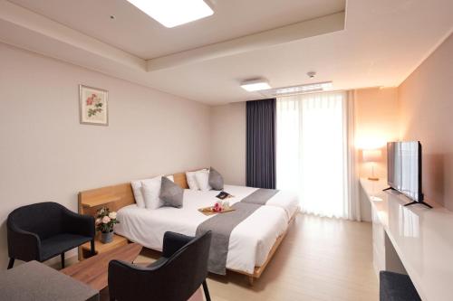 Geoje Leein Stay Hotel