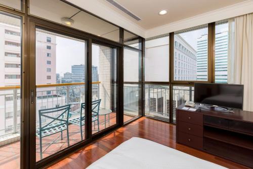 The Landmark Serviced Apartment Managed By Peninsula Properties