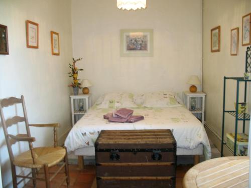 1 queen bed